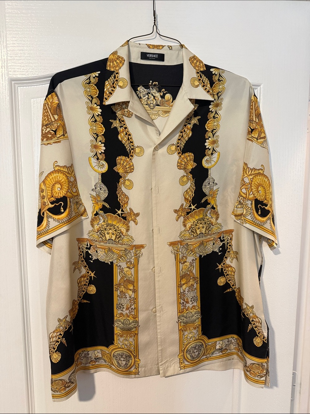 Versace Black & Cream Short-Sleeve Baroque Print Shirt